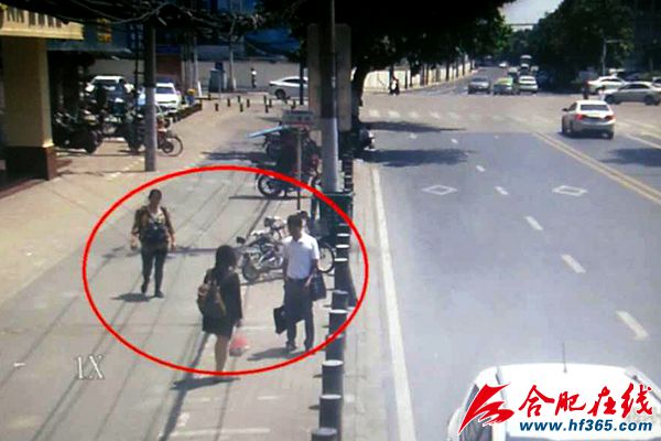 嫌疑人在滁州路公交底站活動(dòng)的監(jiān)控視頻